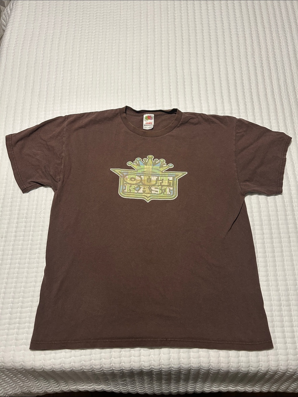 Vintage OutKast Retro Brown Short Sleeve Graphic Tee with Logo XL